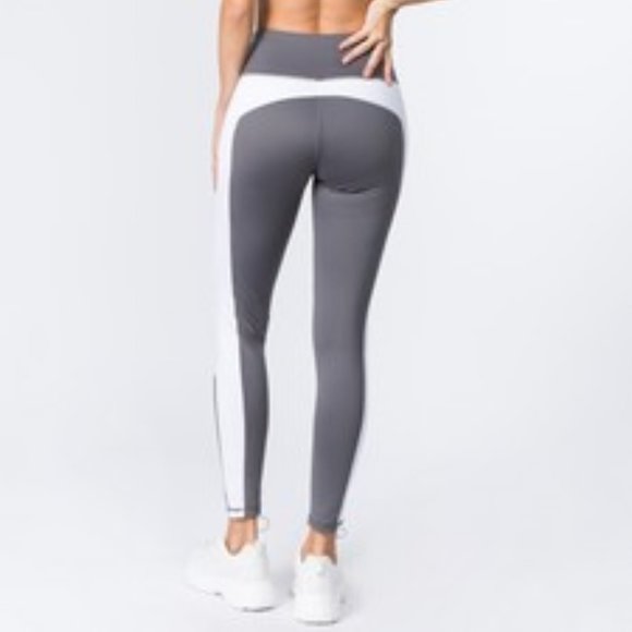 Active High Rise Colorblock Mesh with Pocket C/H - Picture 3 of 5